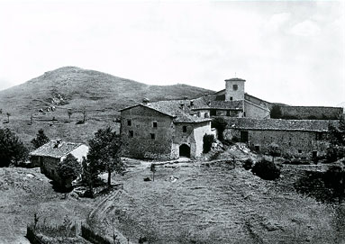 Il Santuario di Conche, fondato da San Costanzo intorno al 1100.