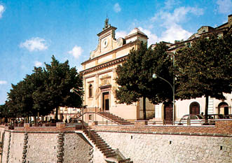 Facciata del Santuario della Madonna Nera del Sacro Monte di Viggiano, Regina della Lucania